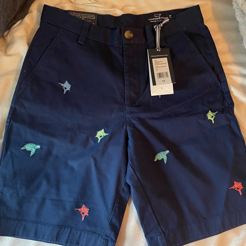 Vineyard Vines boys shorts NWT